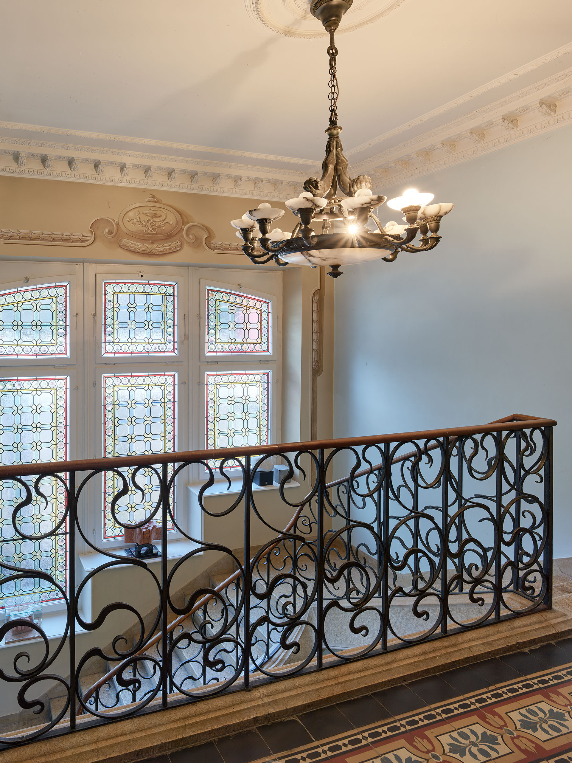 E17644 LA221 AIQ4 006445